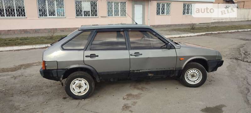 Хэтчбек ВАЗ / Lada 2109 1992 в Полтаве