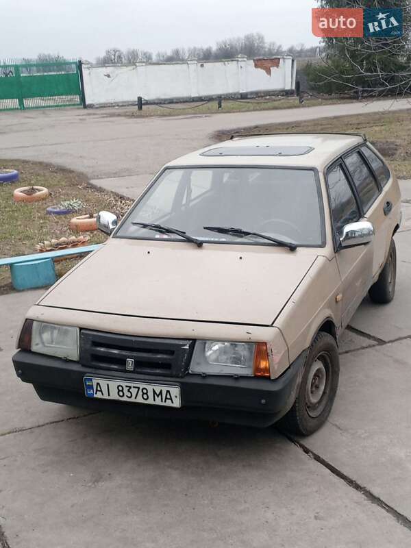 Хэтчбек ВАЗ / Lada 2109 1988 в Белой Церкви