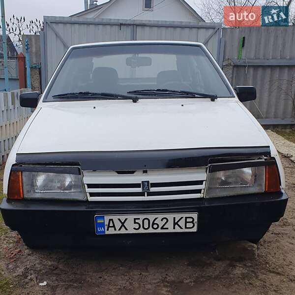 Хетчбек ВАЗ / Lada 2109 1993 в Харкові