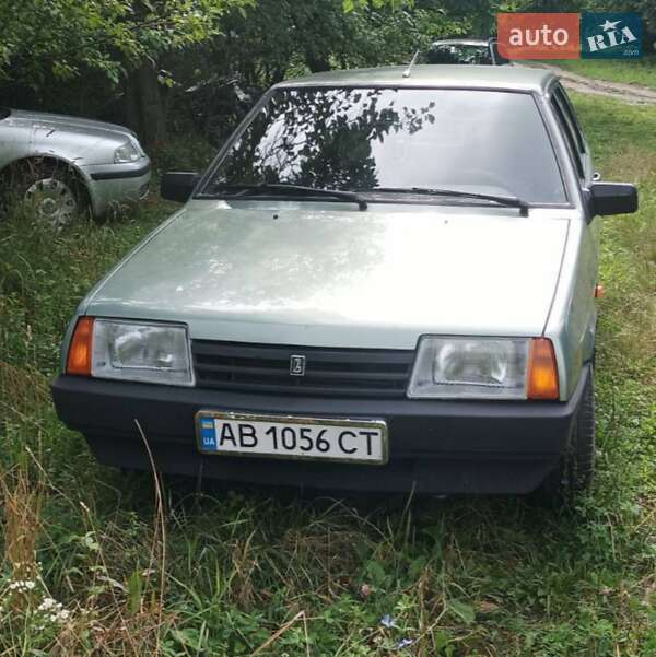 Хэтчбек ВАЗ / Lada 2109 2007 в Тростянце