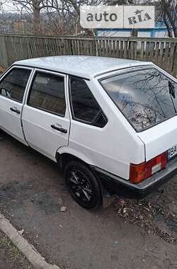 Хэтчбек ВАЗ / Lada 2109 1988 в Голованевске