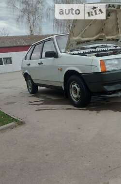 Хэтчбек ВАЗ / Lada 2109 1991 в Баре
