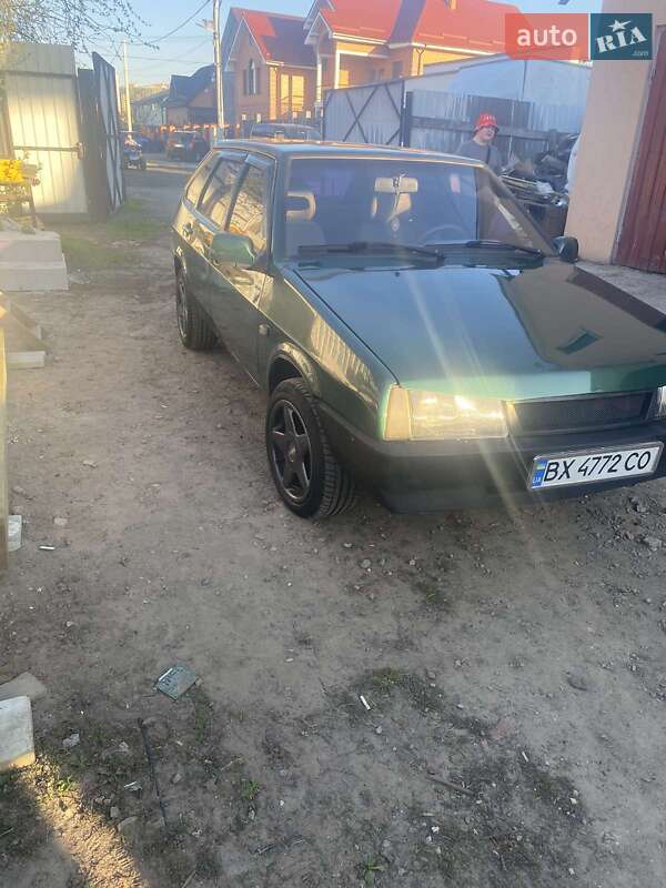 Хэтчбек ВАЗ 2109 2004 в 