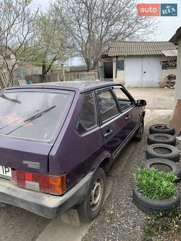 Хэтчбек ВАЗ / Lada 2109 1990 в Балаклее