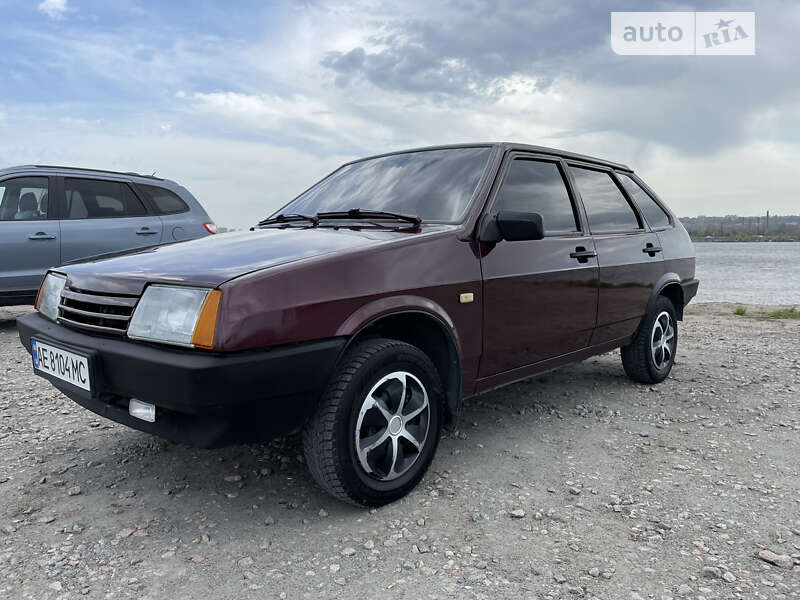 Хэтчбек ВАЗ / Lada 2109 2000 в Днепре