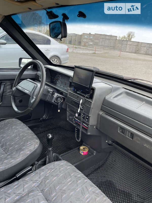 Хэтчбек ВАЗ / Lada 2109 2000 в Днепре