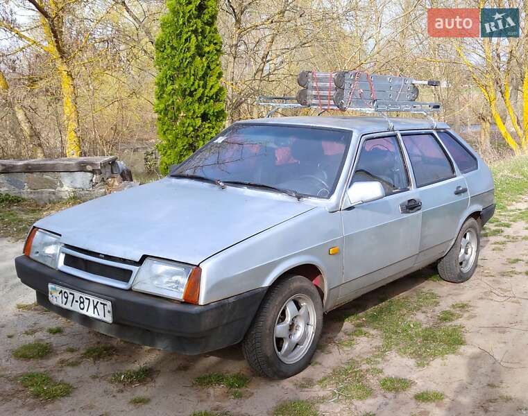 Хетчбек ВАЗ / Lada 2109 2003 в Києві