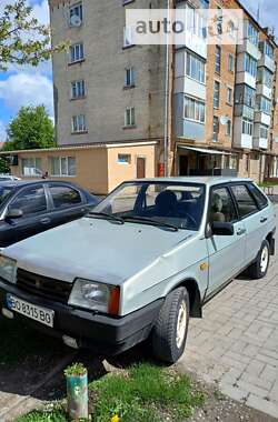 Хетчбек ВАЗ / Lada 2109 2003 в Волочиську