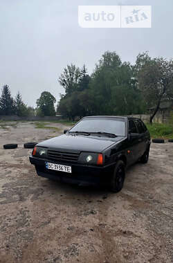 Хэтчбек ВАЗ / Lada 2109 1997 в Золочеве