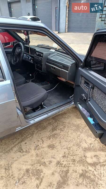 Хэтчбек ВАЗ / Lada 2109 2006 в Олевске