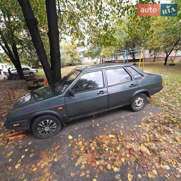 Хэтчбек ВАЗ / Lada 2109 1993 в Кременчуге фото 2 Хэтчбек ВАЗ / Lada 2109 1993 в Кременчуге
