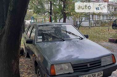 Хэтчбек ВАЗ / Lada 2109 1993 в Кременчуге