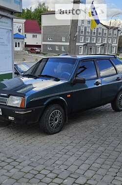 Хэтчбек ВАЗ / Lada 2109 1998 в Чемеровцах