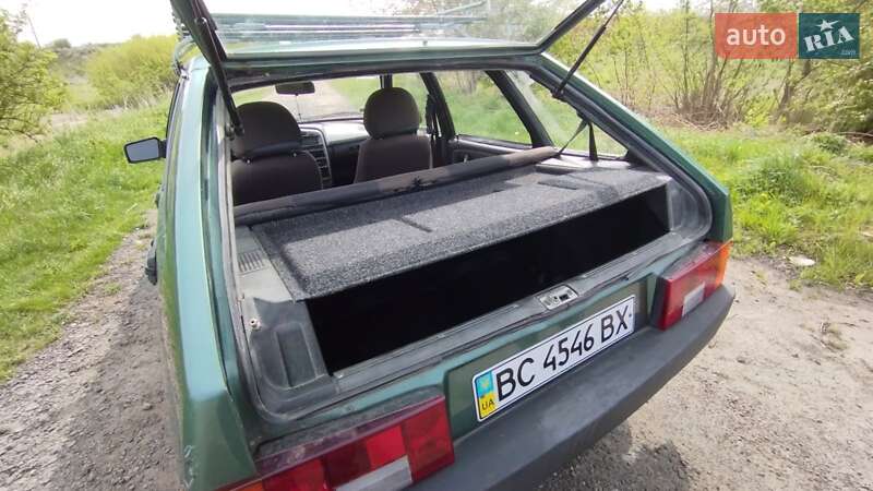 Хэтчбек ВАЗ / Lada 2109 2008 в Буске фото 5 Хэтчбек ВАЗ / Lada 2109 2008 в Буске