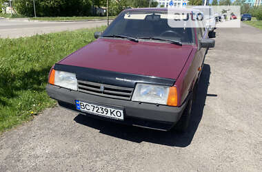 Хэтчбек ВАЗ / Lada 2109 2004 в Львове