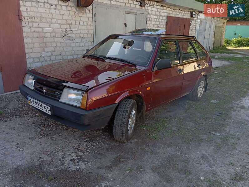 Хэтчбек ВАЗ / Lada 2109 1995 в Первомайске