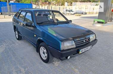 Хэтчбек ВАЗ / Lada 2109 2000 в Могилев-Подольске
