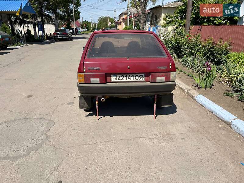Хетчбек ВАЗ / Lada 2109 1993 в Веселиновому