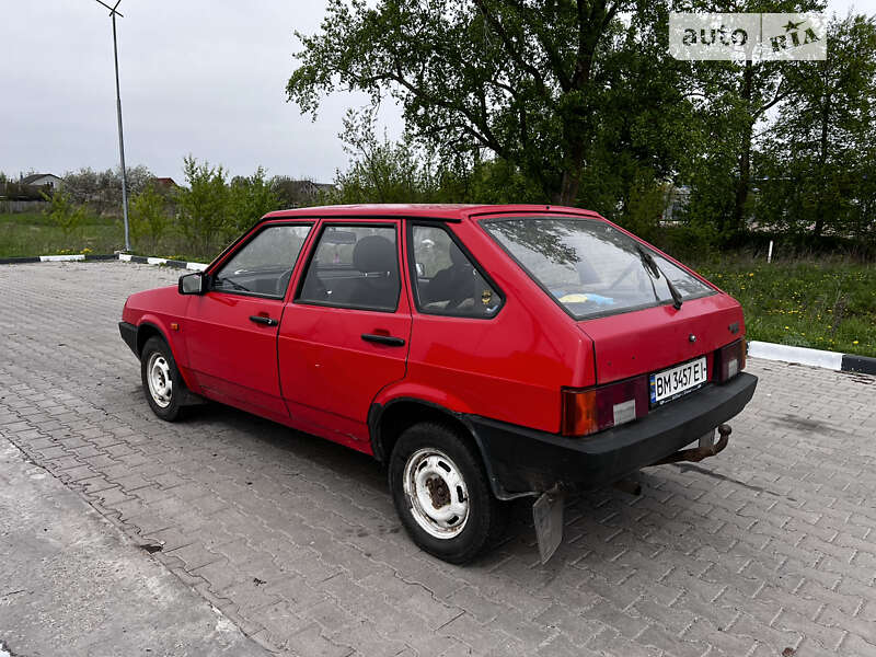 Хэтчбек ВАЗ / Lada 2109 1995 в Шостке