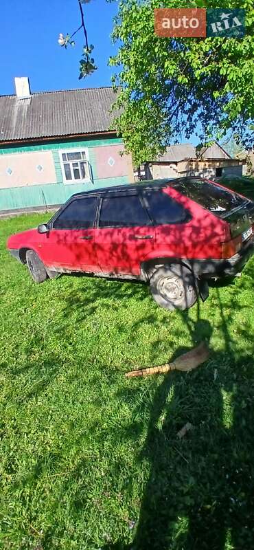 Хэтчбек ВАЗ / Lada 2109 1990 в Корце