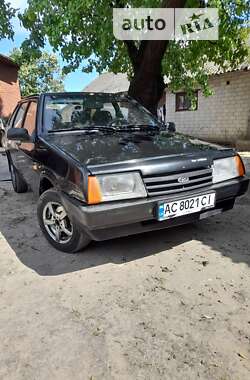 Хэтчбек ВАЗ / Lada 2109 1988 в Владимир-Волынском