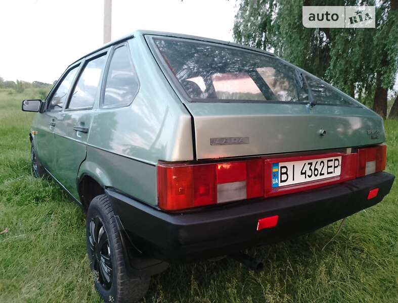 Хэтчбек ВАЗ / Lada 2109 2006 в Миргороде