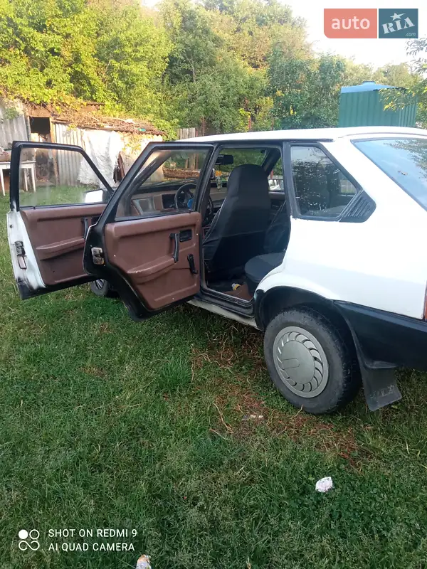 ВАЗ / Lada 2109