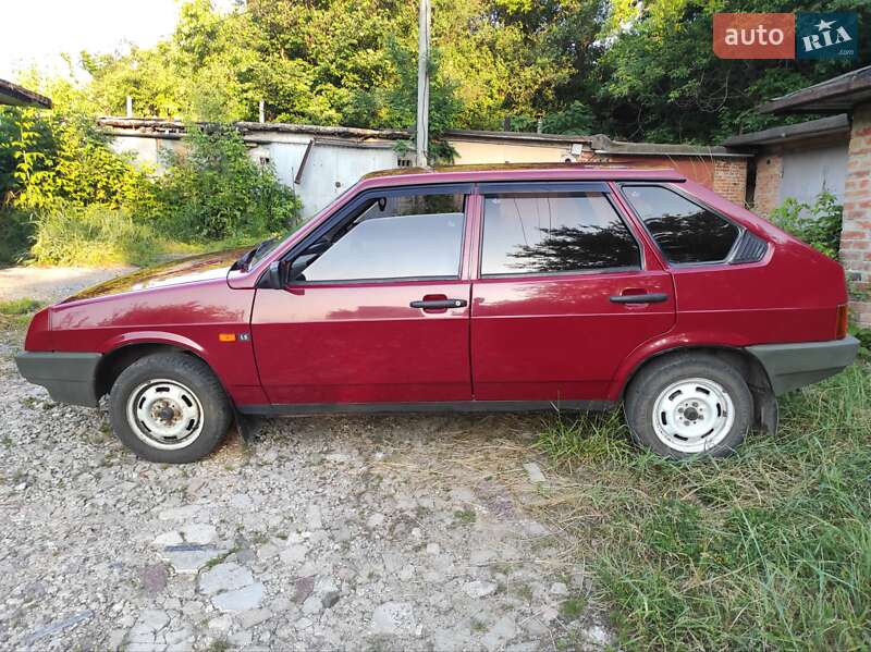 Хетчбек ВАЗ / Lada 2109 1991 в Чугуєві