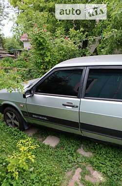 Хетчбек ВАЗ / Lada 2109 2003 в Краснограді