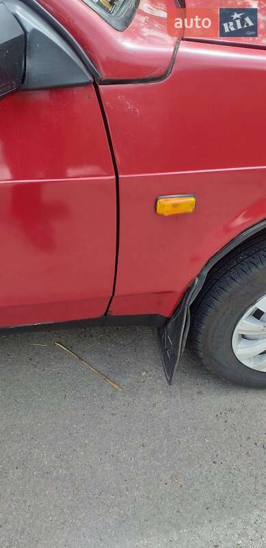 Хэтчбек ВАЗ / Lada 2109 1992 в Каменке фото 12 Хэтчбек ВАЗ / Lada 2109 1992 в Каменке