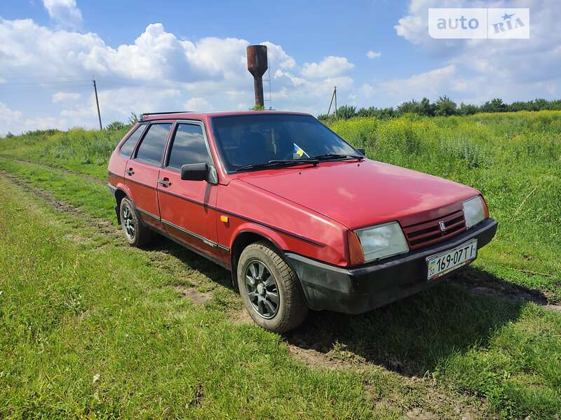 Хэтчбек ВАЗ / Lada 2109 1996 в Подволочиске