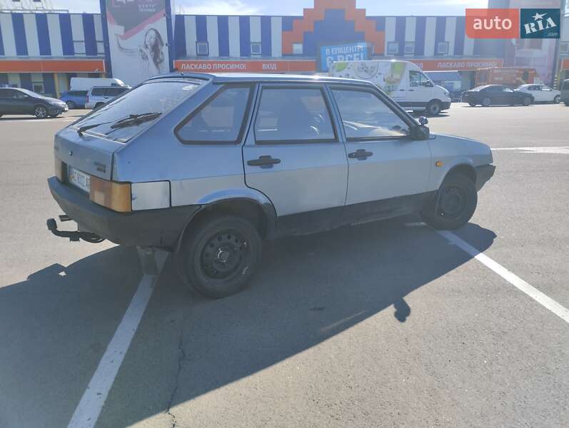 Хэтчбек ВАЗ / Lada 2109 2008 в Луцке