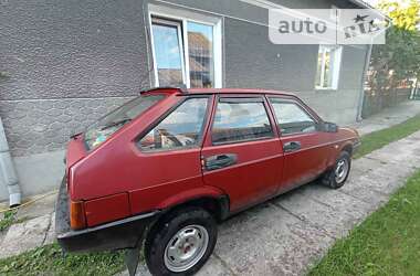 Хетчбек ВАЗ / Lada 2109 1992 в Бродах