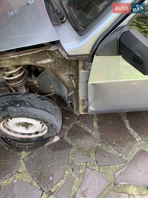 Хэтчбек ВАЗ / Lada 2109 2006 в Мукачево