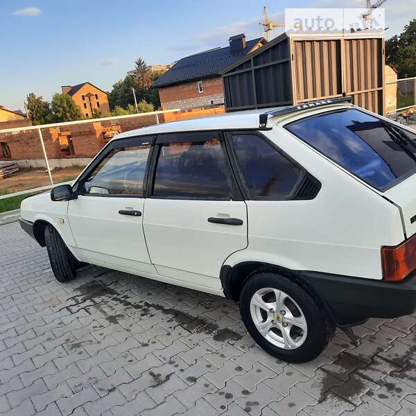 Хэтчбек ВАЗ / Lada 2109 1991 в Виннице