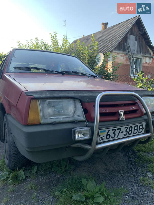 Хэтчбек ВАЗ / Lada 2109 1991 в Киверцах