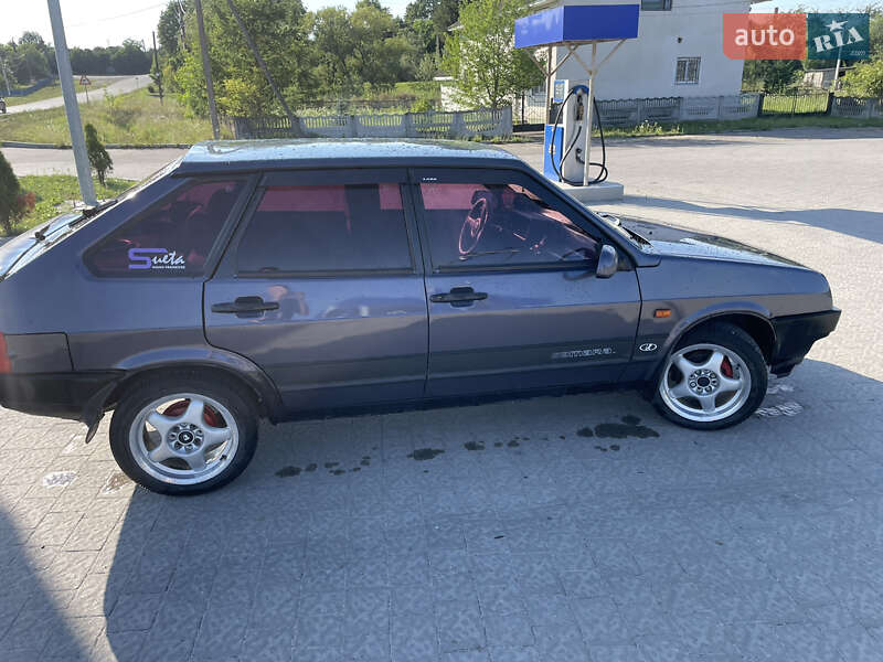 Хэтчбек ВАЗ / Lada 2109 1997 в Ивано-Франковске