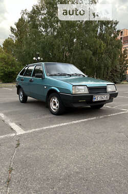 Хэтчбек ВАЗ / Lada 2109 1999 в Кривом Роге