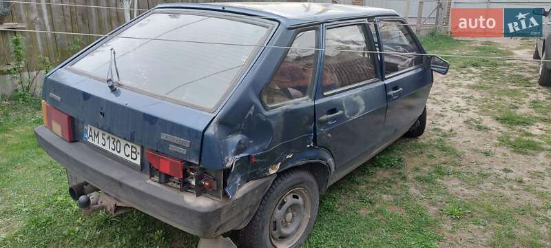 Хэтчбек ВАЗ / Lada 2109 2006 в Житомире фото 5 Хэтчбек ВАЗ / Lada 2109 2006 в Житомире