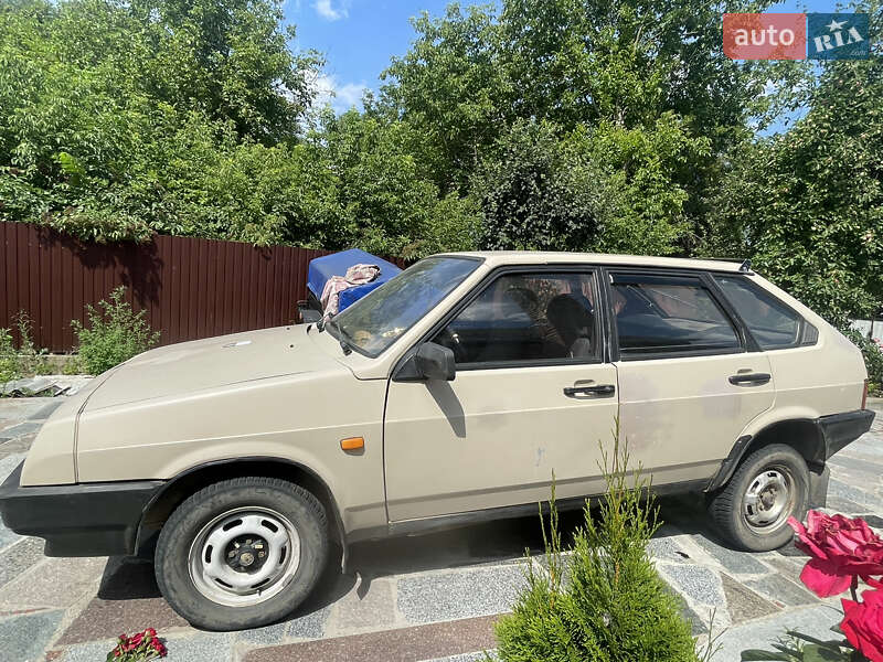 Хетчбек ВАЗ / Lada 2109 1989 в Корсунь-Шевченківському фото 5 Хетчбек ВАЗ / Lada 2109 1989 в Корсунь-Шевченківському