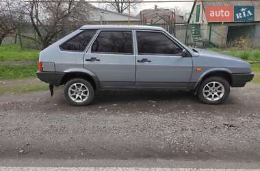 Хэтчбек ВАЗ 2109 2009 в 