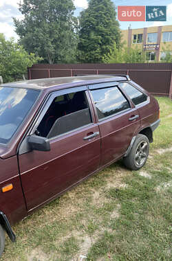 Хэтчбек ВАЗ / Lada 2109 2000 в Малине