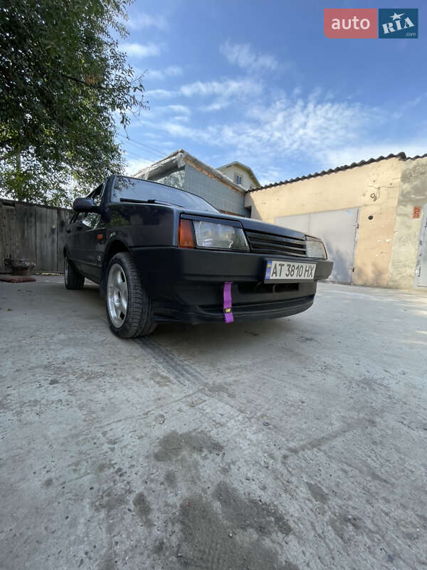 Хэтчбек ВАЗ / Lada 2109 1997 в Ивано-Франковске