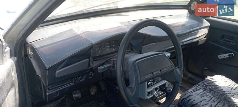 Хэтчбек ВАЗ / Lada 2109 1991 в Золочеве фото 3 Хэтчбек ВАЗ / Lada 2109 1991 в Золочеве