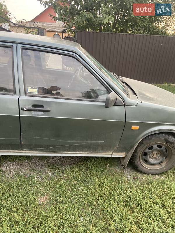 Хетчбек ВАЗ / Lada 2109 1990 в Літині
