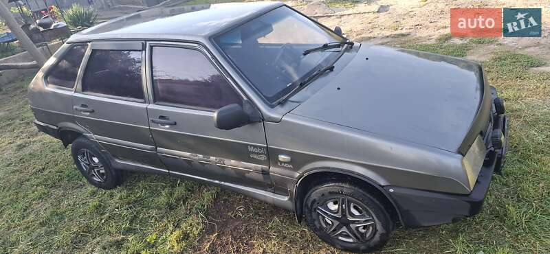 Хэтчбек ВАЗ / Lada 2109 1992 в Львове