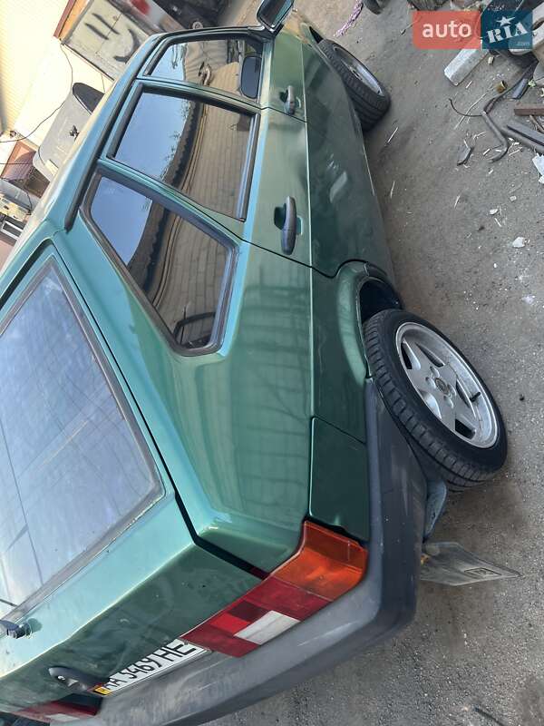 Хэтчбек ВАЗ / Lada 2109 2008 в Обухове