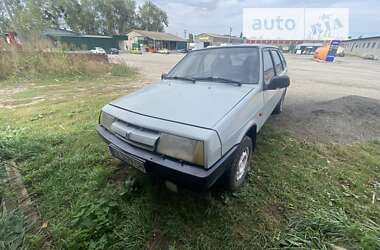 Хетчбек ВАЗ / Lada 2109 1990 в Дунаївцях