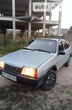 Хэтчбек ВАЗ / Lada 2109 2004 в Богородчанах