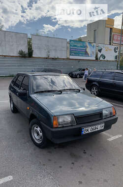 Хэтчбек ВАЗ / Lada 2109 2004 в Ровно